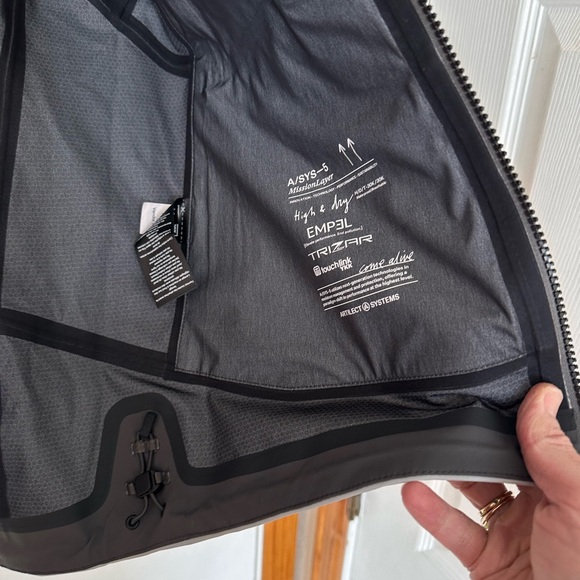 W-Formation 3L Jacket Glacier Artilect - Picture 13 of 14